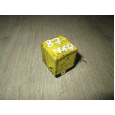  Реле (прочие) к  Mercedes  E W210,  2001