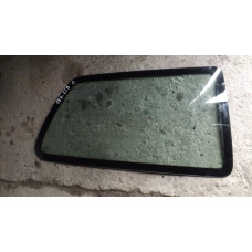  Стекло кузовное боковое правое к  Volkswagen  Golf,  1994