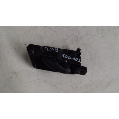  Ручка внутренняя передняя левая к  Ford  Escort,  1998