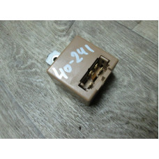  Реле (прочие) к  Mitsubishi  Space Wagon,  1996