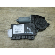  Моторчик стеклоподъемника задний левый к  Porsche  Cayenne,  2008