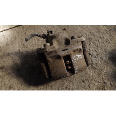  Суппорт передний правый к  Renault  Megane,  1998