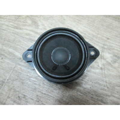 Динамик к  Porsche  Cayenne,  2008