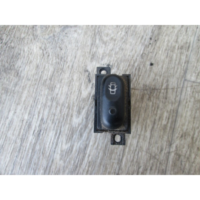  Кнопка центрального замка к  Renault  Laguna,  1996
