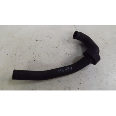  Патрубок (трубопровод, шланг) к  Audi  100,  1988