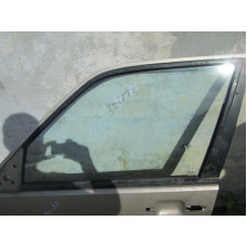  Стекло двери передней левой к  Volvo  440,  1995