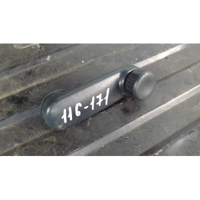  Ручка стеклоподъемника к  Renault  Megane,  1998