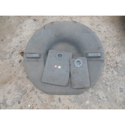 Обшивка багажника к  Opel  Vectra,  1998