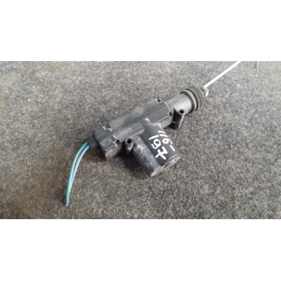  Активатор (привод) замка двери к  Renault  Megane,  1998