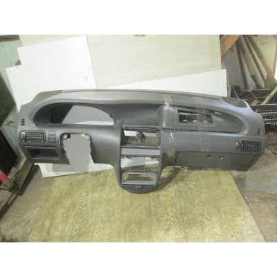  Панель передняя салона (торпедо) к  Fiat  Punto,  1998