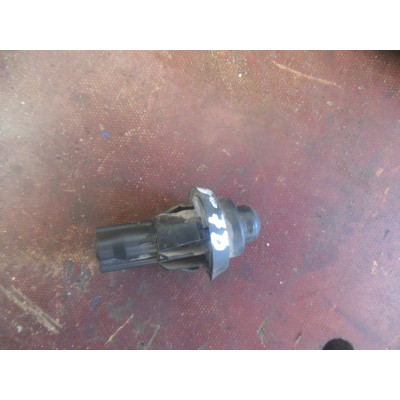 Выключатель концевой (концевик) к  Renault  Megane,  1999