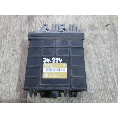  Блок управления двигателем к  Volkswagen  Golf,  1995