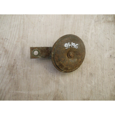  Сигнал (клаксон) к  Nissan  Primera,  1998