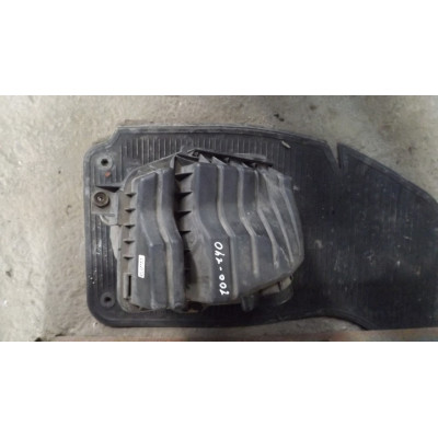 Корпус воздушного фильтра к  Dodge  Grand Caravan,  2002