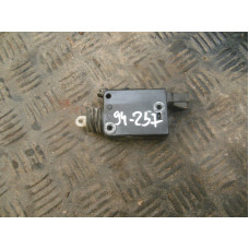  Активатор замка багажника к  Opel  Vectra,  1998