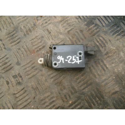  Активатор замка багажника к  Opel  Vectra,  1998