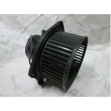  Моторчик печки к  Mazda  626,  2001