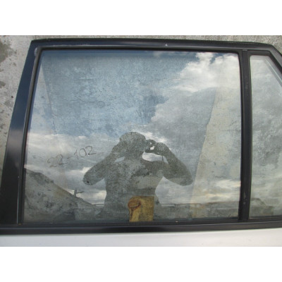  Стекло заднее к  Mitsubishi  Lancer,  1994