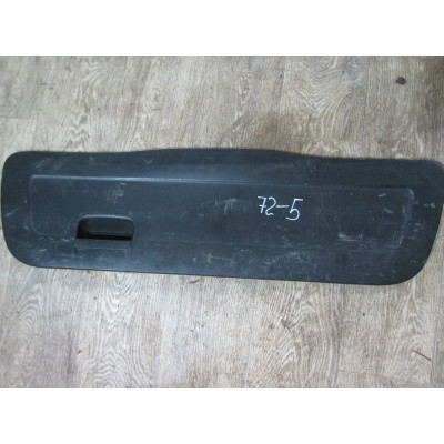  Обшивка крышки багажника к  Volkswagen  Golf,  1995