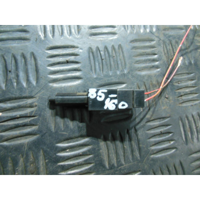  Датчик педали тормоза (лягушка) к  Nissan  Primera,  2001