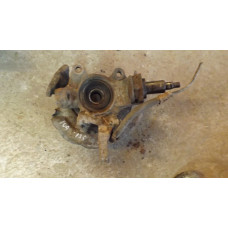  Кулак поворотный правый к  Nissan  Primera,  1997