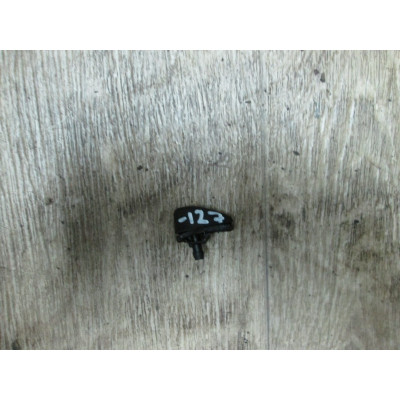  Форсунка омывателя к  Ford  Escort,  1998