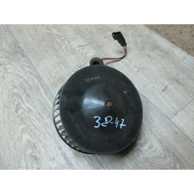  Моторчик печки к  Ford  Fiesta,  1999