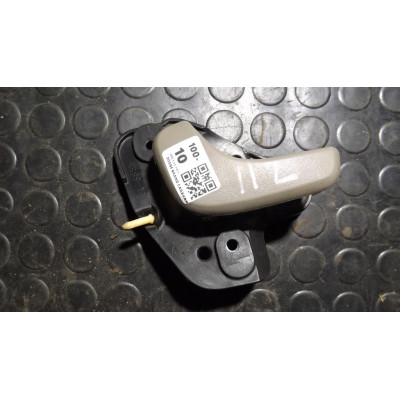  Ручка внутренняя передняя левая к  Dodge  Grand Caravan,  2002