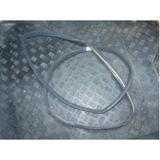  Уплотнитель двери задней левой к  Mercedes  E W210,  2001