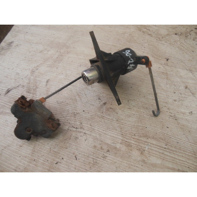  Кнопка открытия багажника к  Opel  Vectra,  1998