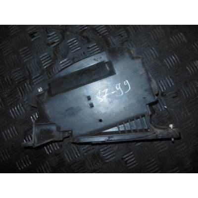  Короб предохранителей к  Mercedes  E W210,  2001