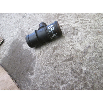  Фланец (тройник) системы охлаждения к  Ford  Galaxy,  1996