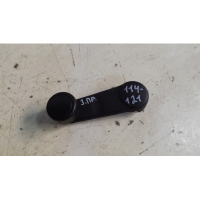  Ручка стеклоподъемника к  Audi  100,  1988