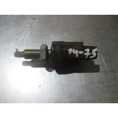  Датчик заднего хода (лягушка) к  Mazda  323,  1997