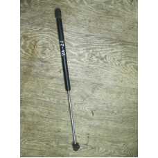  Амортизатор крышки багажника (3-5 двери) к  Volkswagen  Golf,  1996