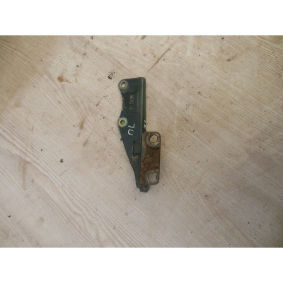  Петля капота левая к  Nissan  Primera,  1998