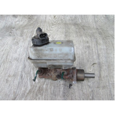  Цилиндр тормозной главный к  Renault  Laguna,  1996