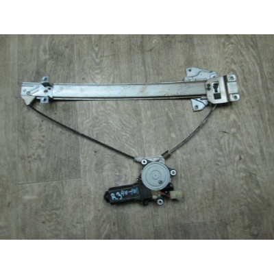  Стеклоподъемник электрический задний правый к  Mitsubishi  Space Wagon,  1996