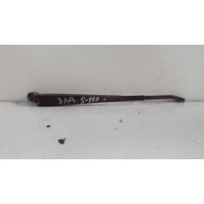  Щеткодержатель задний к  Mitsubishi  Colt,  1998