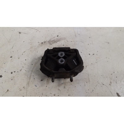  Подушка крепления двигателя к  Opel  Astra,  1996