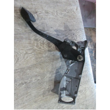  Узел педальный (блок педалей) к  Audi  A6,  1995