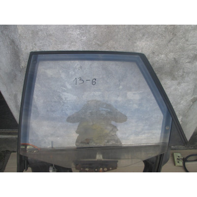  Стекло двери задней левой к  Audi  100,  1985