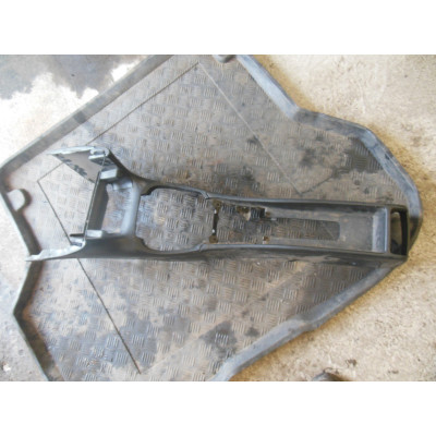  Консоль салона (кулисная часть) к  Opel  Vectra,  1998