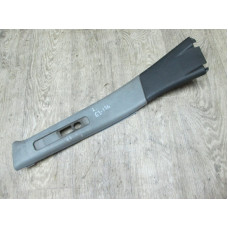  Обшивка стойки центральной левой к  Peugeot  306,  1996