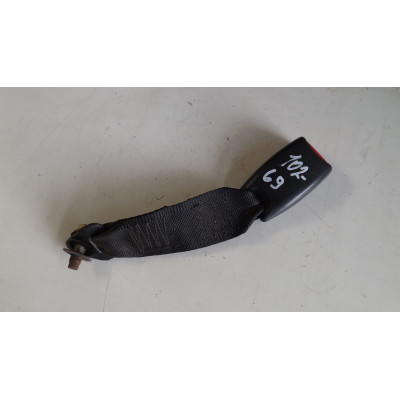  Замок ремня безопасности к  Nissan  Sunny,  1993