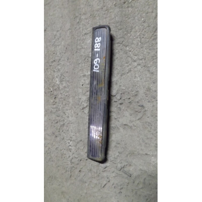 Накладка на порог к  Nissan  Primera,  1997