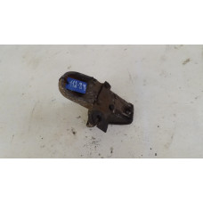  Кронштейн двигателя к  Audi  100,  1986