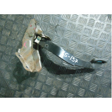  Педаль сцепления к  Nissan  Primera,  2001