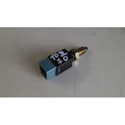  Датчик педали тормоза (лягушка) к  Nissan  Sunny,  1993