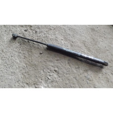  Амортизатор крышки багажника (3-5 двери) к  Renault  Megane,  1998